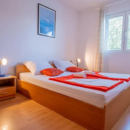 Apartman Cozy With Sea View Novi Vinodolski