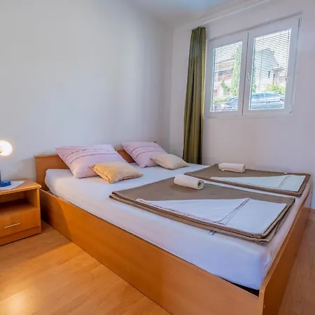 Apartman Cozy With Sea View Novi Vinodolski