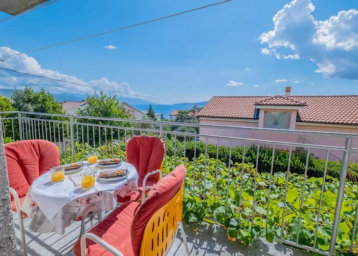 Cozy With Sea View * Novi Vinodolski